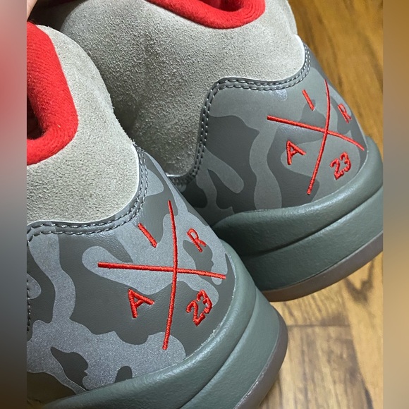 Nike Air Jordan 5 Retro Camo Shoes - Picture 3 of 11